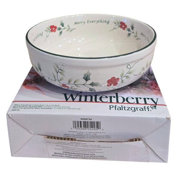 Pfaltzgraff Winterberry 7" Merry Everything Christmas Candy Bowl New in Box! - Picture 5 of 5